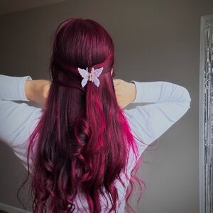 Rose quartz color butterfly hair clip hair claw Emi Jay similar